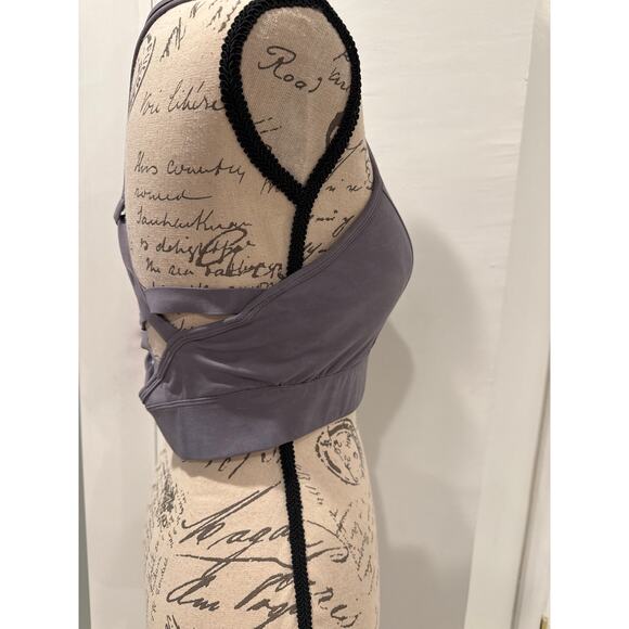 Arbonne Women’s Gray sports bra size Large - Picture 4 of 8
